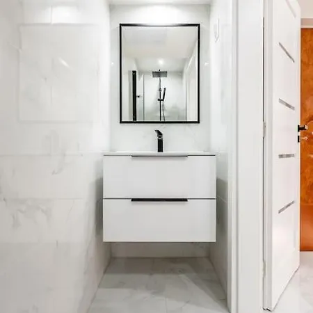 Apartmán P Moderný V Blízkosti Centra *